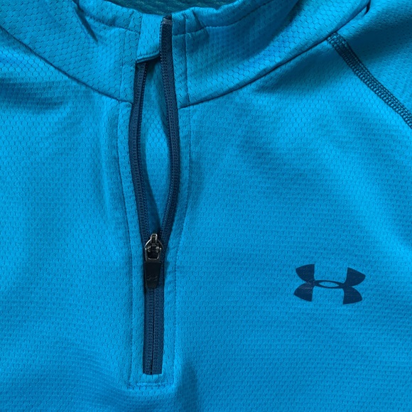 Under Armour Quarter Zip Water Repellant - Picture 3 of 3